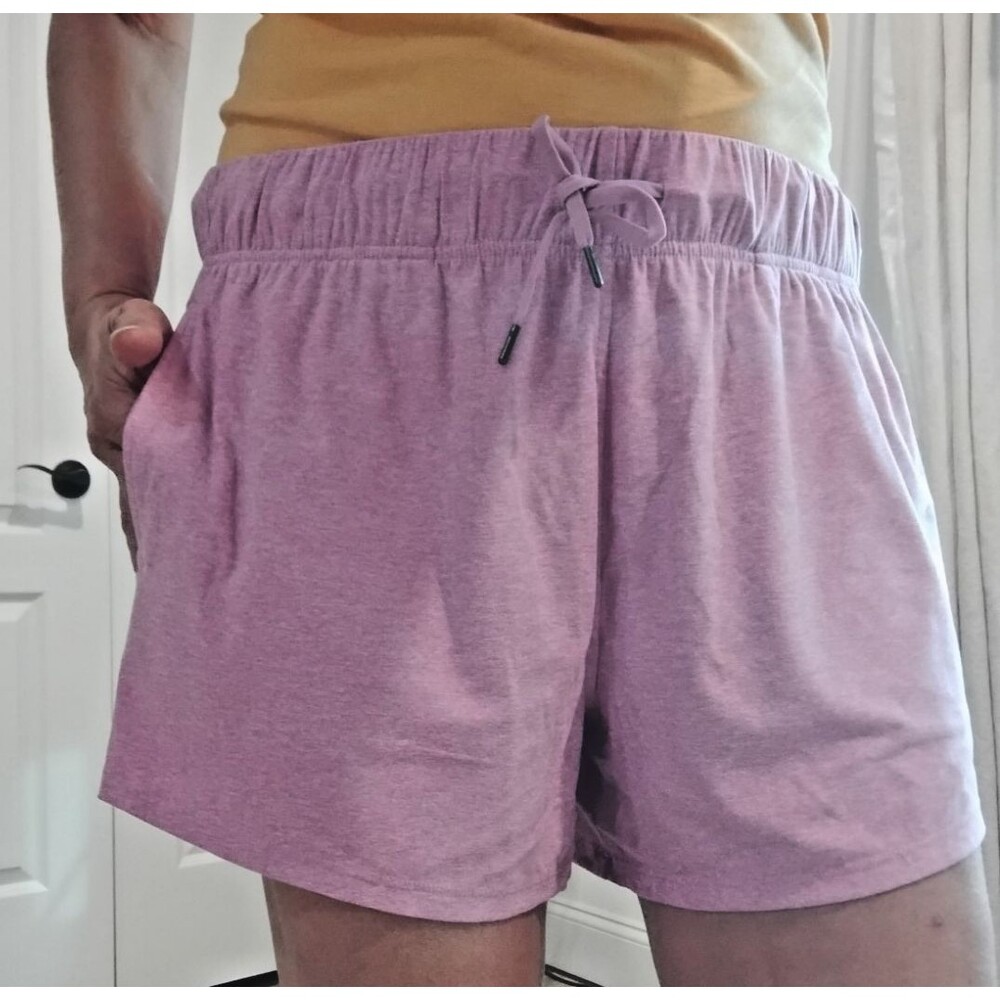 Gym & Pj Shorts w Pockets Women XXL NWT High Waist Pink Whimsy Soft 💕 Stretchy
